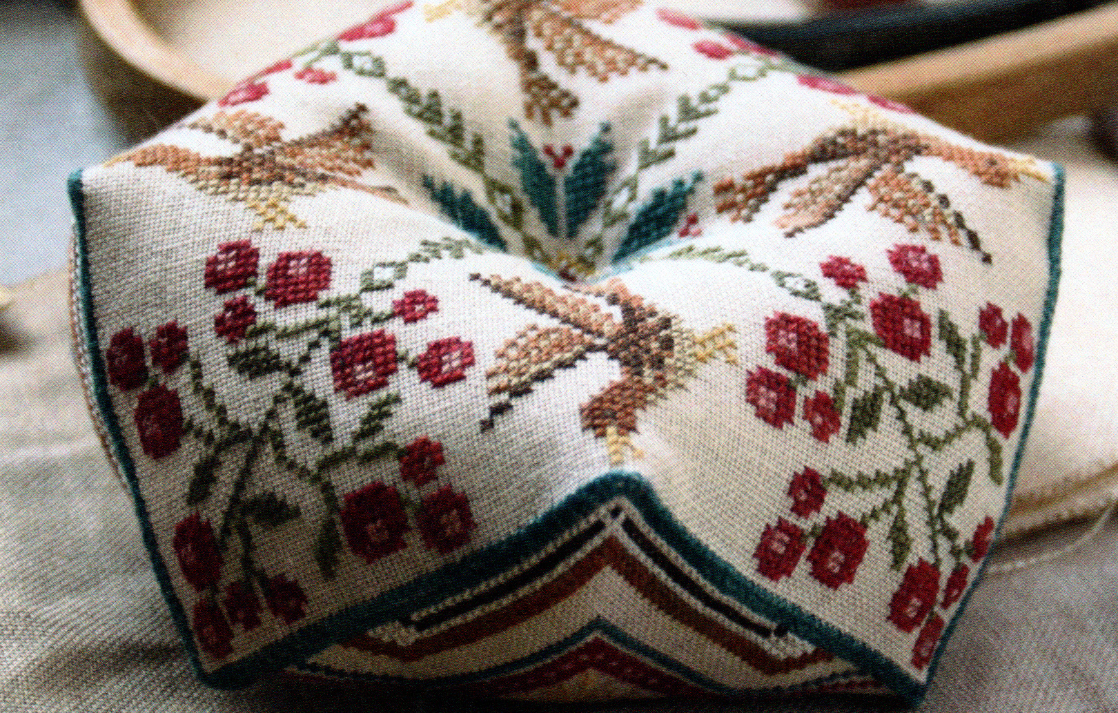 Brown Bird Biscornu - Cross Stitch Pattern