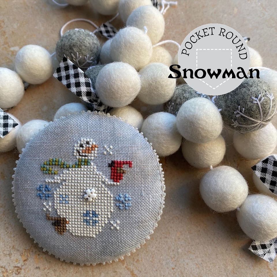 Pocket Round Snowman - Cross Stitch Pattern