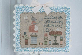 Souris Couture (Sewing Mouse) - Cross Stitch Pattern