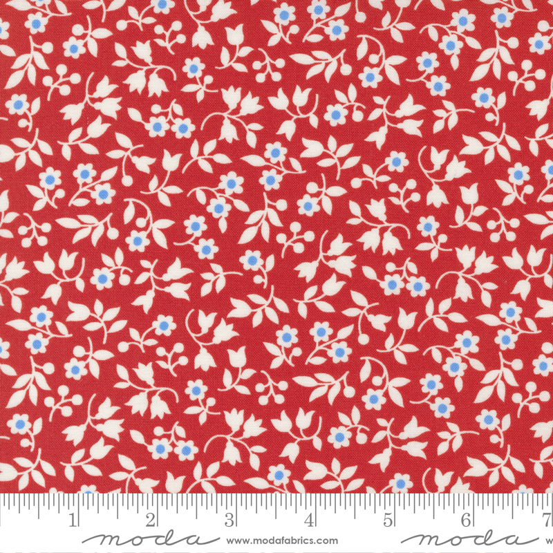 Fruit Cocktail Cherry - Berry Blooms Ditsy - Quilt Fabric