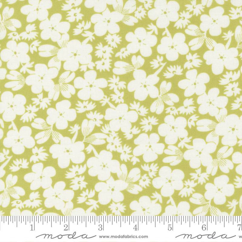 Fruit Cocktail Apple - Flour Sack Meadow - Quilt Fabric