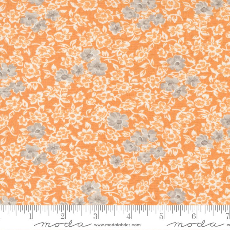 Harvest Moon Pumpkin - Fall Bouquet Florals - Quilt Fabric