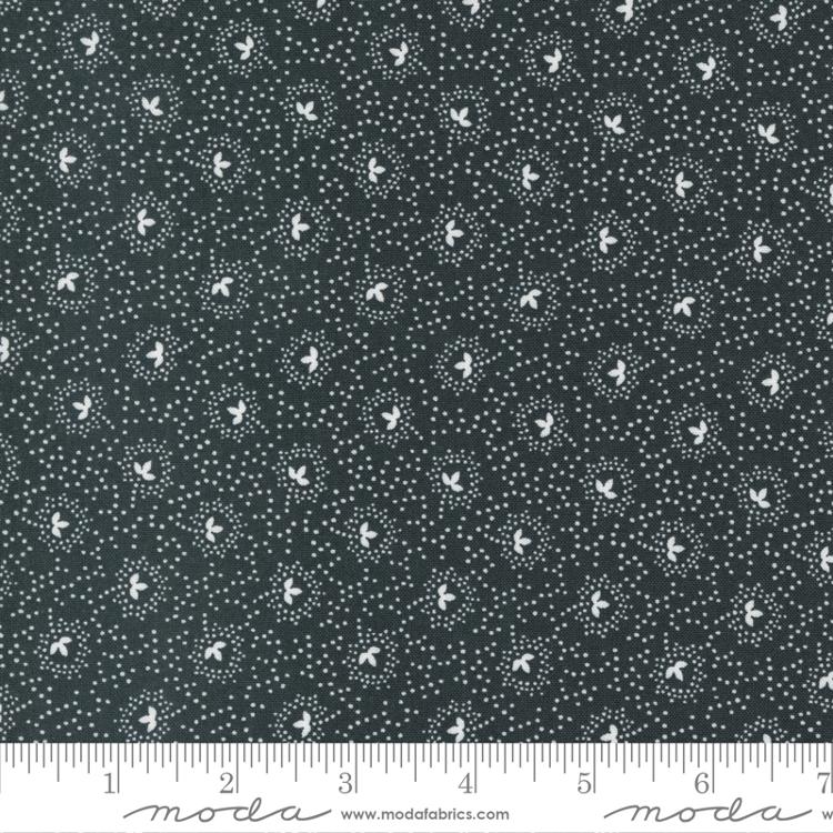 Harvest Moon Midnight - Harvest Wisps Blenders - Fabric