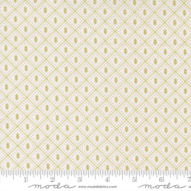 Linen Cupboard Pajamas - Chantilly Leaf - Quilt Fabric