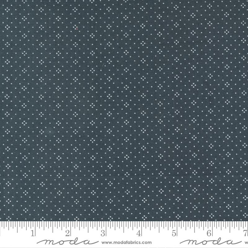 Eyelet Basic - Charcoal - Quilt Fabric