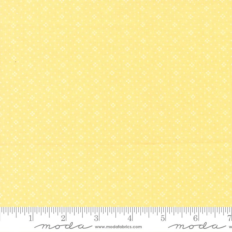 Eyelet Basic - Buttercup - Quilt Fabric