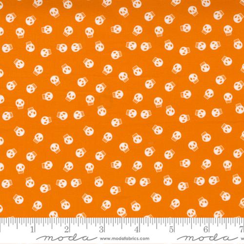Holiday Essentials Halloween Pumpkin - Skulls - Fabric