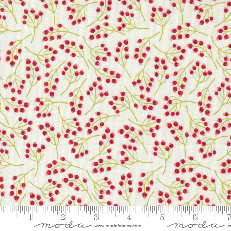 Joyful Joyful Cream - Holly Berry Berries - Quilt Fabric, zoomed in. Select this picture to zoom back out.