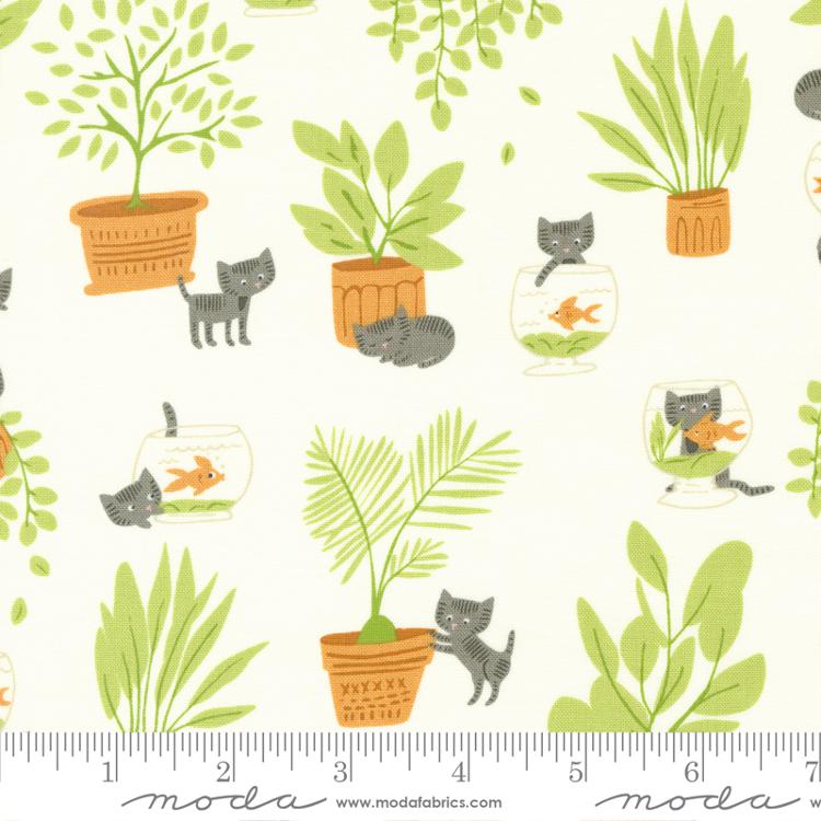 Here Kitty Kitty Cream - Quilt Fabric