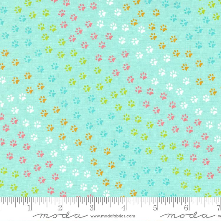 Here Kitty Kitty Aqua - Quilt Fabric