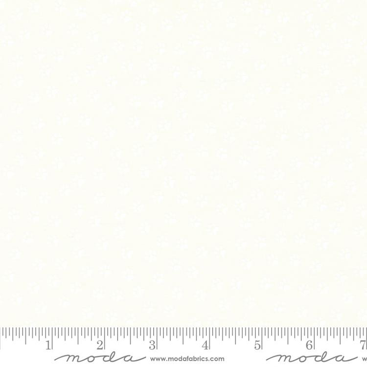 Here Kitty Kitty Cream White - Quilt Fabric