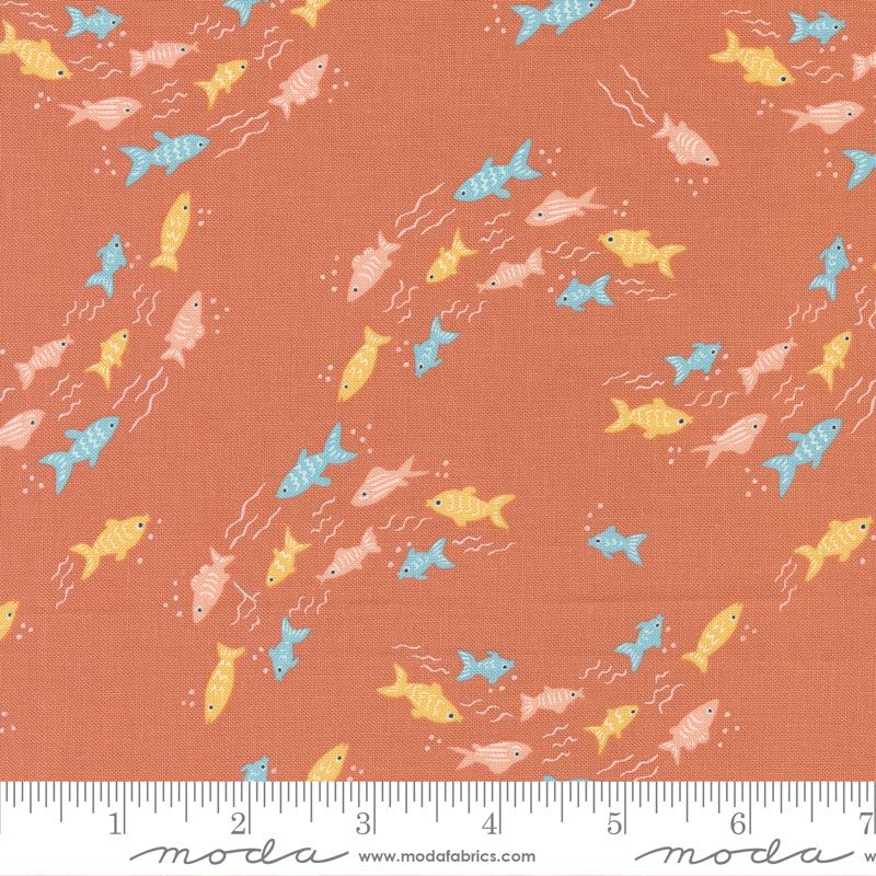 Noahs Ark Fishy Fish Coral - Quilt Fabric