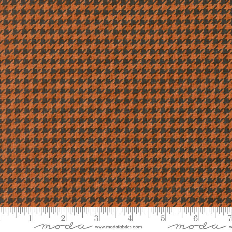 Home Sweet Haunt Houndstooth Rust - Halloween Quilt Fabric