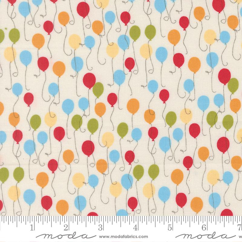 Animal Park Fun Balloon Dove - Quilt Fabric
