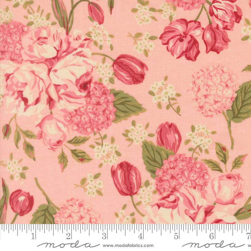 Je Taime Flower Blush - Quilt Fabric, zoomed in. Select this picture to zoom back out.