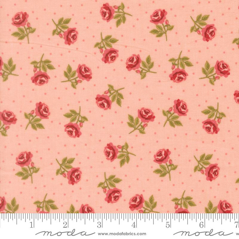 Je Taime Rose Blush - Quilt Fabric, zoomed in. Select this picture to zoom back out.