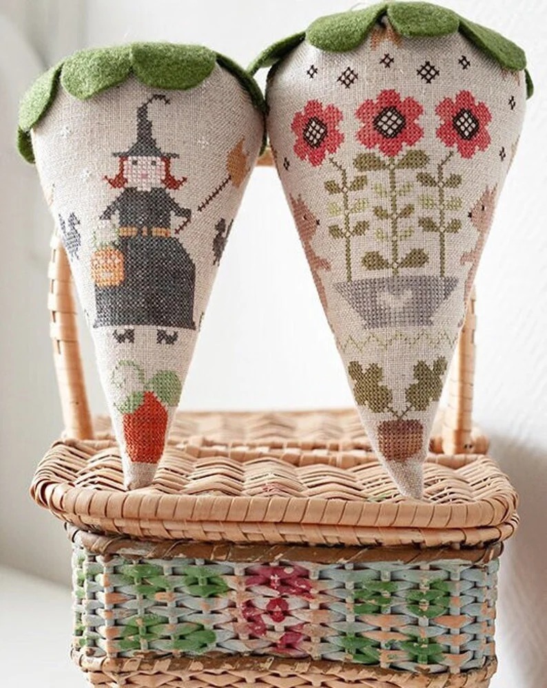 Fraises D Automne - Cross Stitch Pattern
