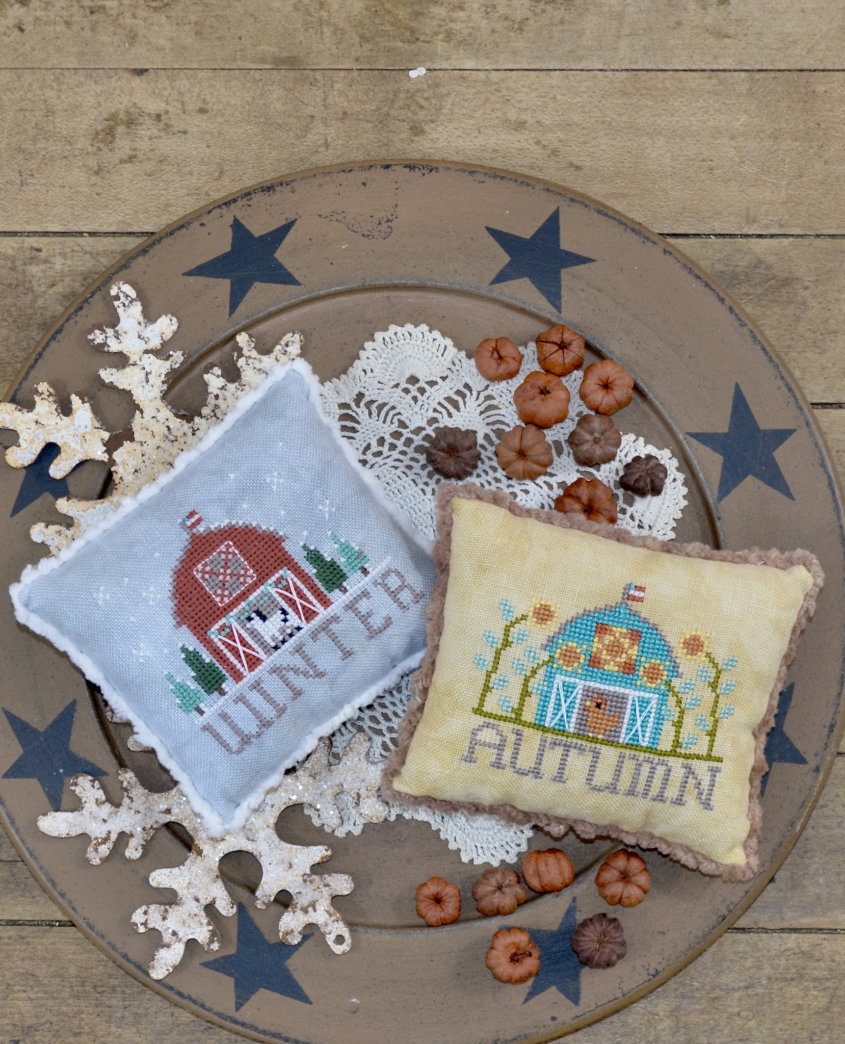 Bitty Barns - Autumn & Winter - Cross Stitch Pattern