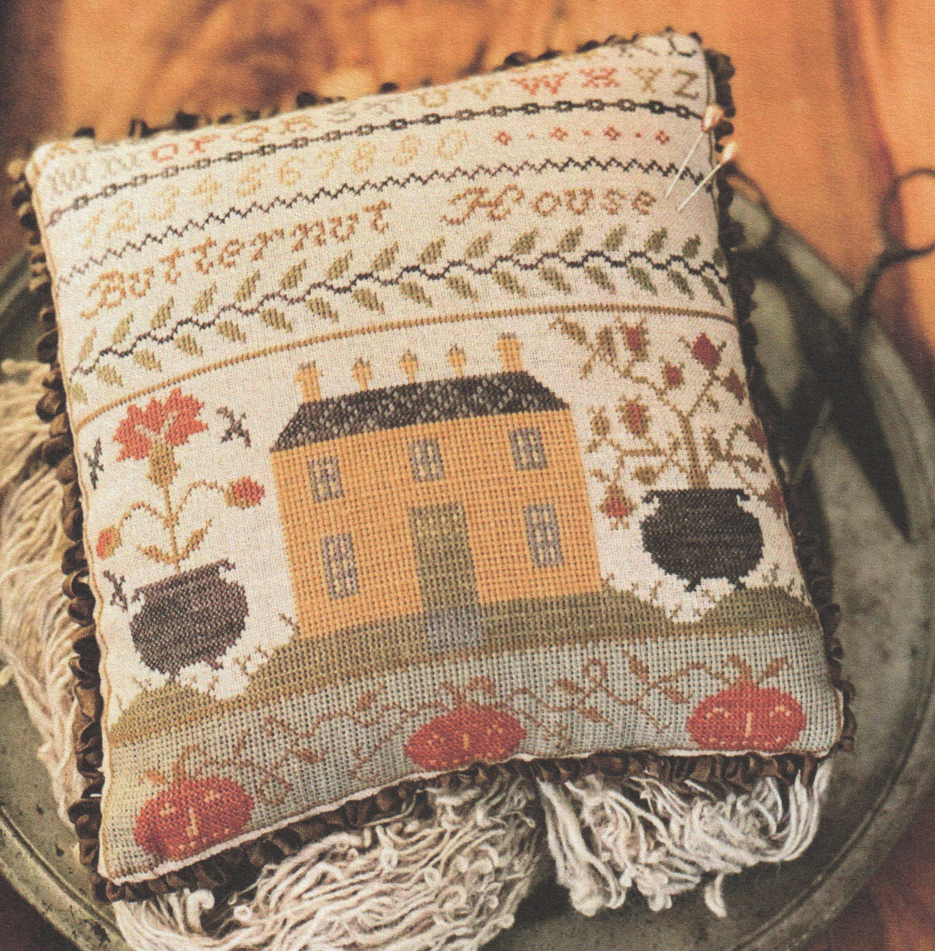 Butternut House Pinkeep - Cross Stitch Pattern