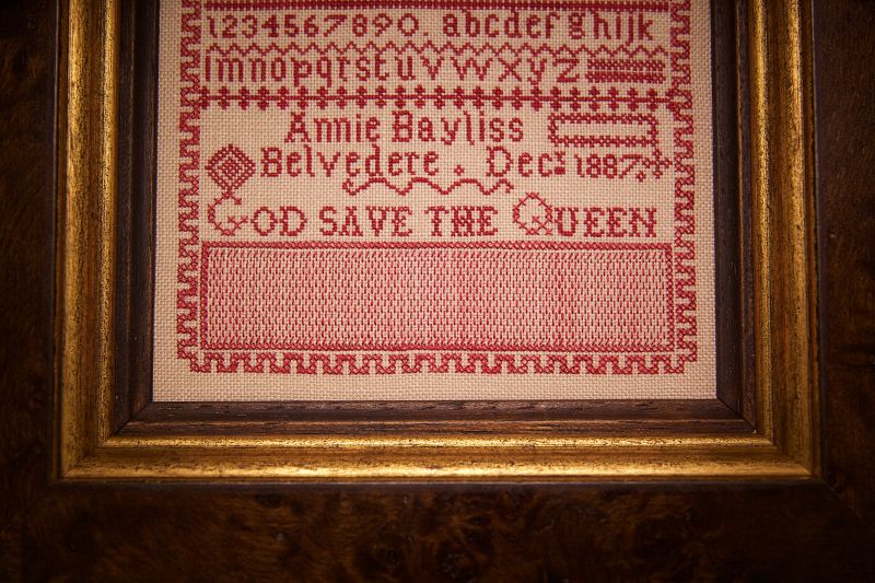 Annie Bayliss - God Save The Queen - Cross Stitch Pattern