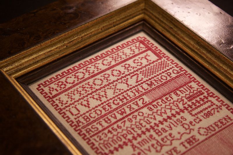 Annie Bayliss - God Save The Queen - Cross Stitch Pattern