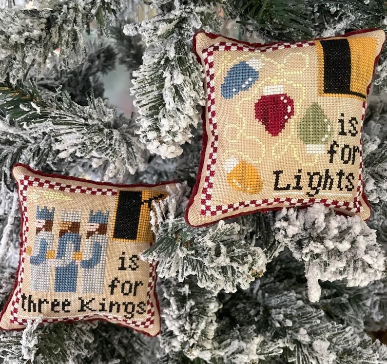 Christmas Alphabet - K and L - Cross Stitch Pattern
