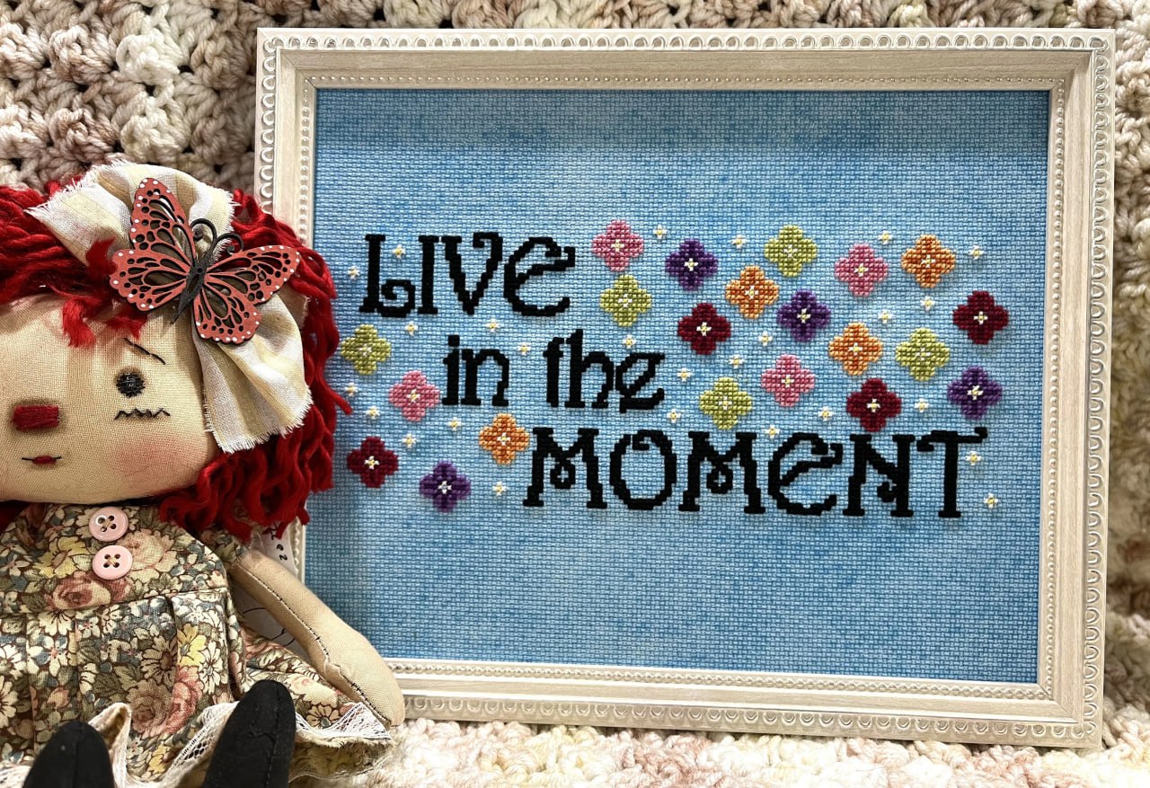 Live In The Moment - Cross Stitch Pattern