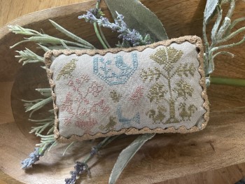 Quaker Birds - Cross Stitch Pattern
