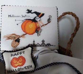 Halloween Witch  - Cross Stitch Pattern 