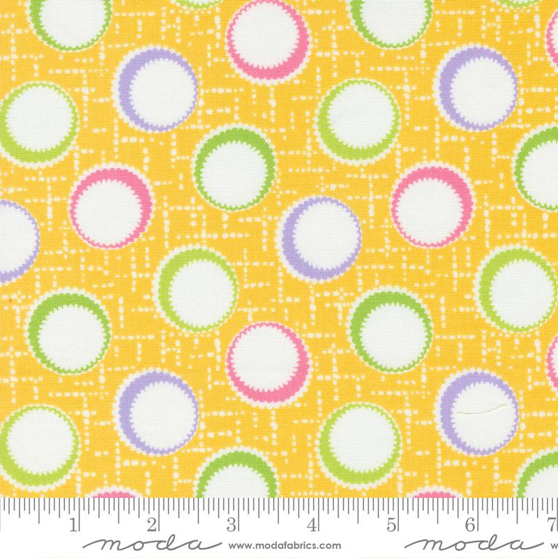 On The Bright Side Banana - Quilt Fabric