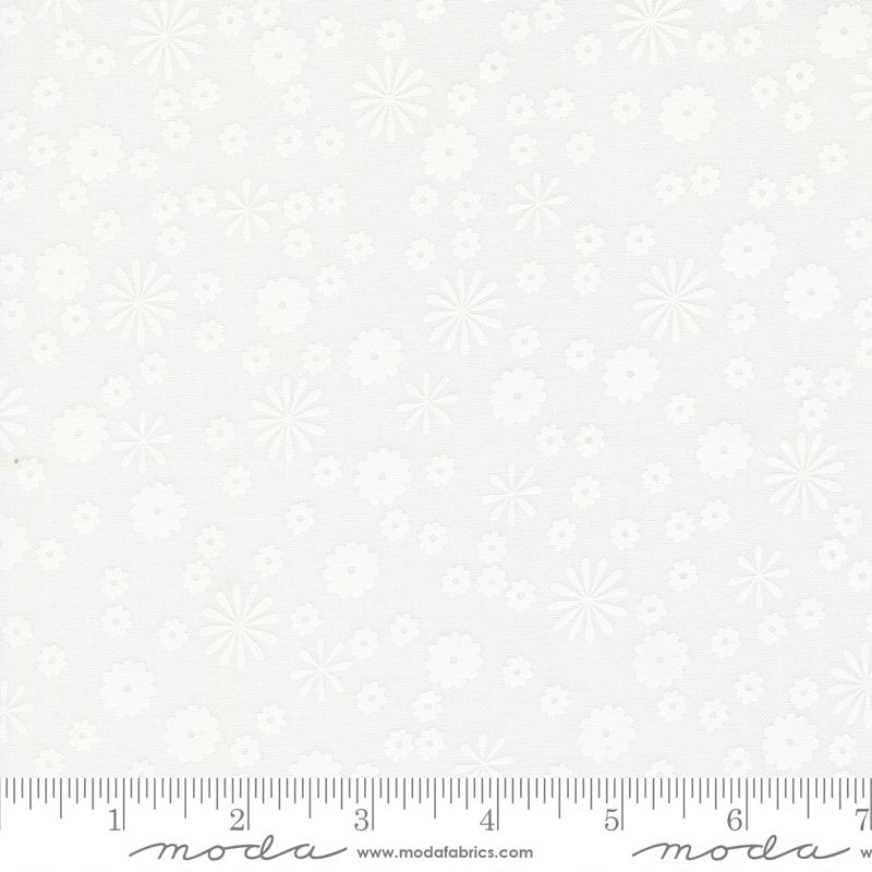 On The Bright Side Sugar White - Quilt Fabric