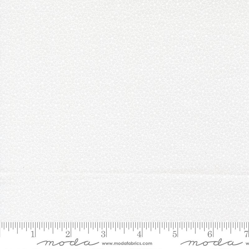 Pick Me Pocket of Posies Sugar - Quilt Fabric