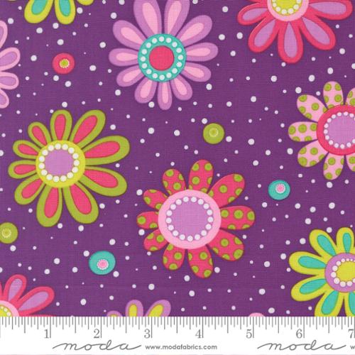 Pick Me Flower Power Grape - Quilt Fabric