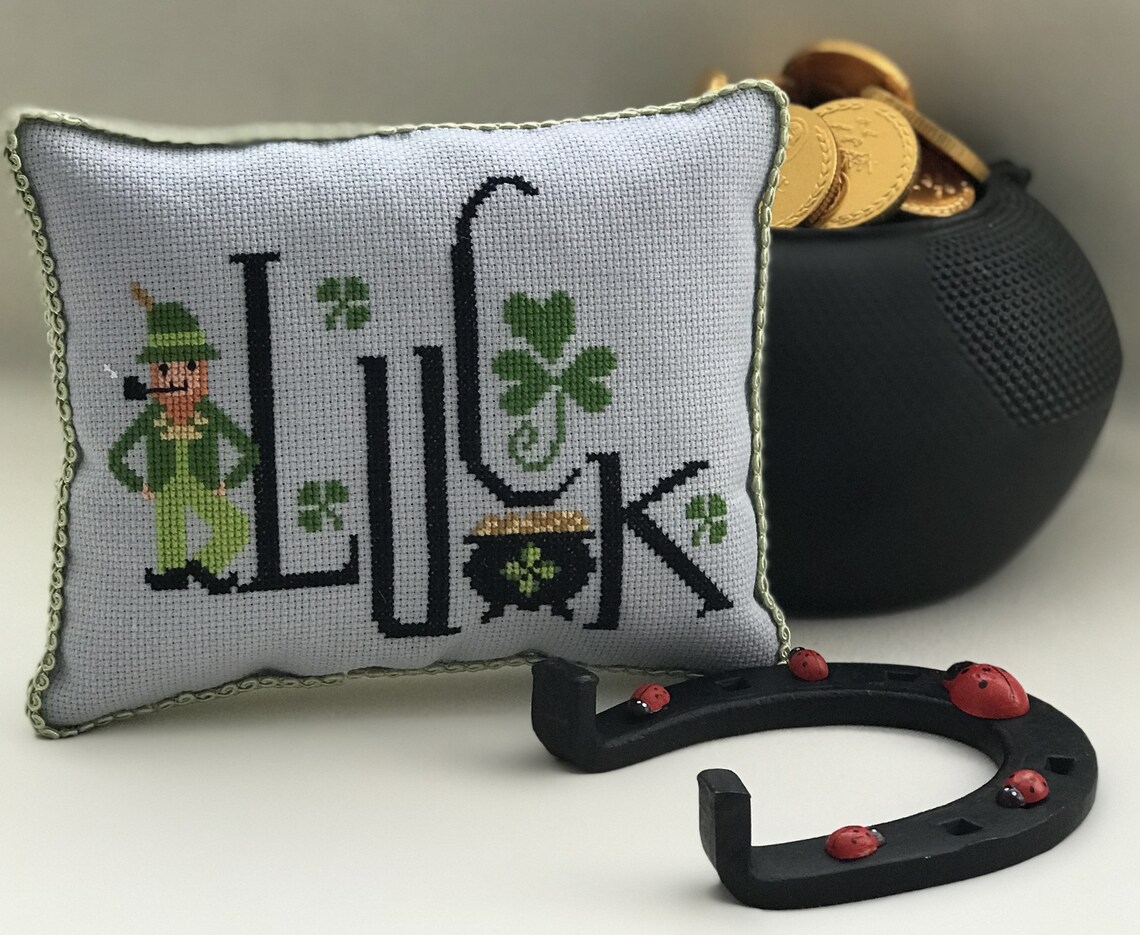 St. Patrick's Day Smalls 2023 - Cross Stitch Pattern