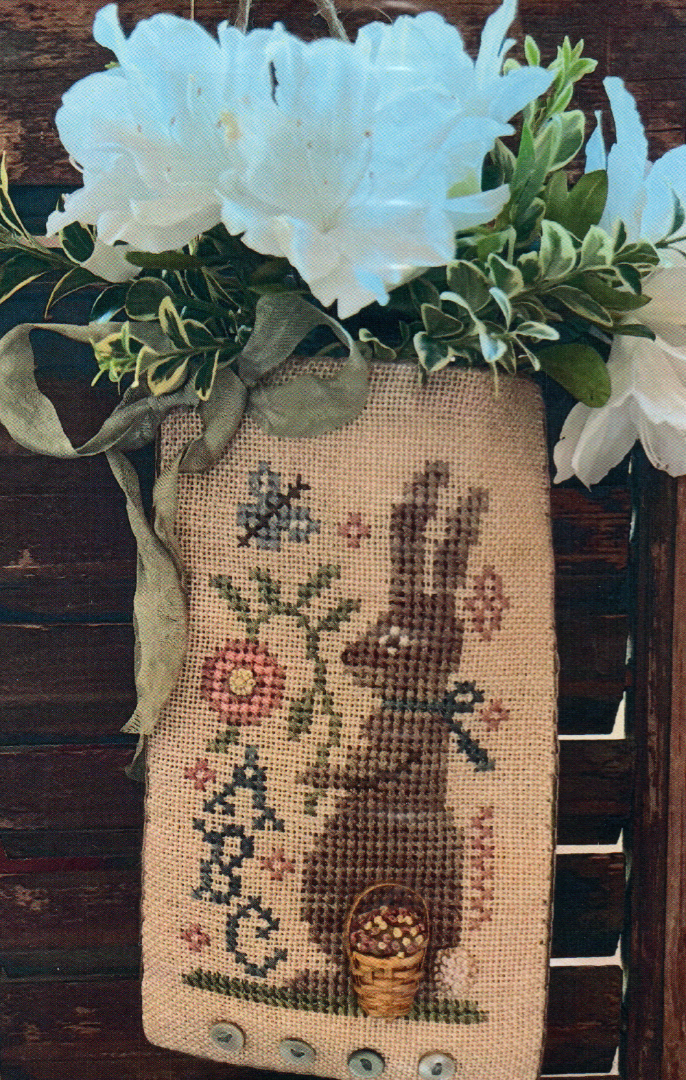 Picking Posies Pouch - Cross Stitch Pattern