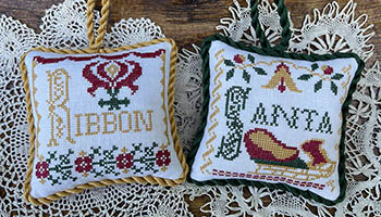 Vintage Christmas Alphabet 8 - Cross Stitch Pattern