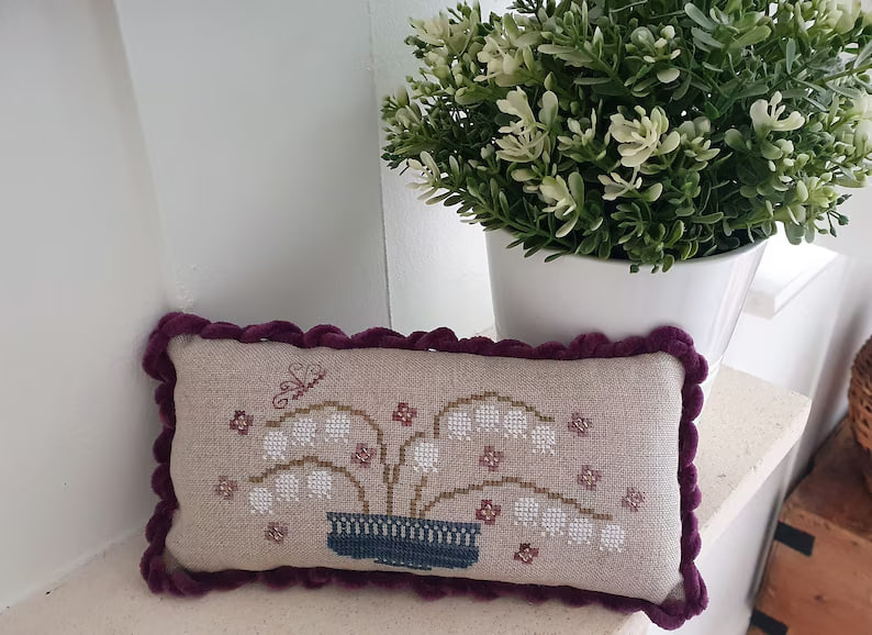 May Basket - Cross Stitch Pattern