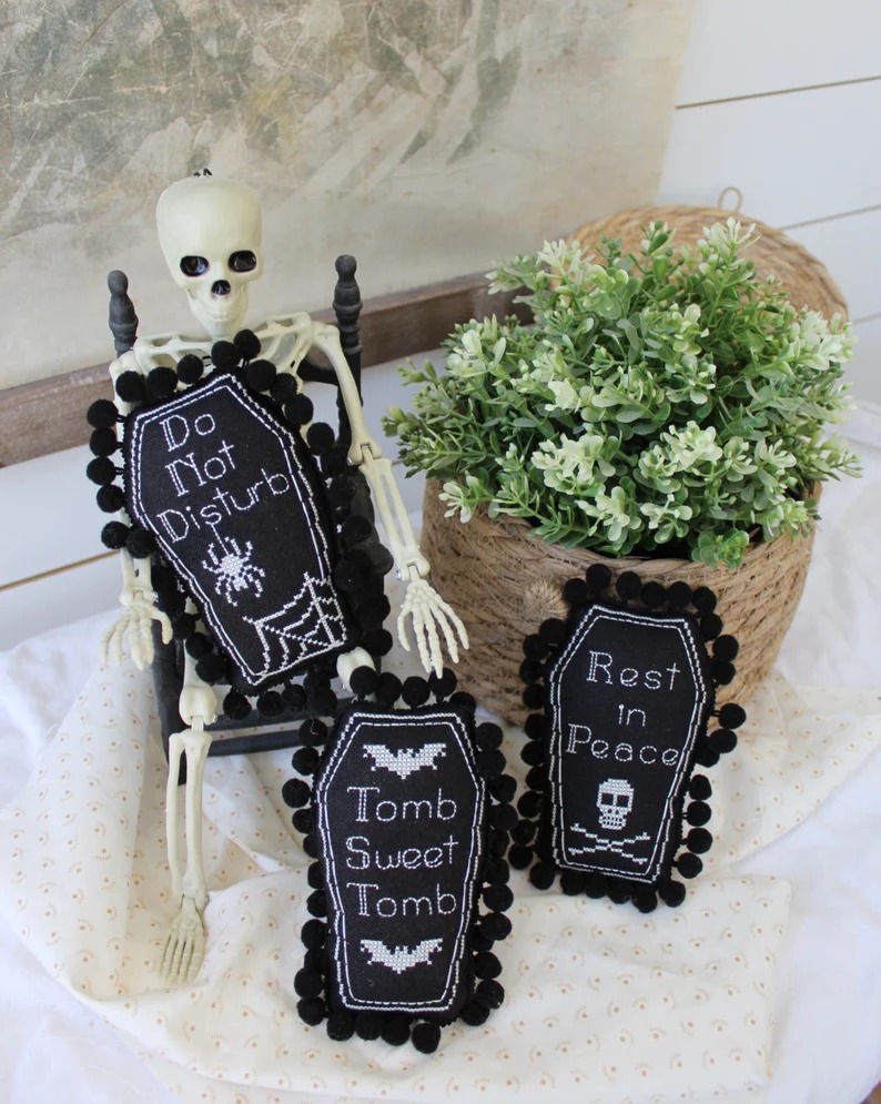 Tomb Sweet Tomb - Halloween Cross Stitch Pattern 