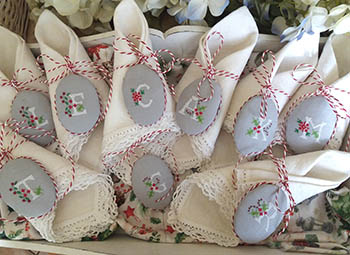 Aggiungi Un Posto A Tavola - Cross Stitch Pattern