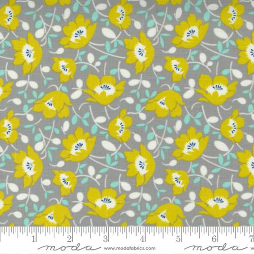 Morning Light Foggy - Windswept Focal - Quilt Fabric