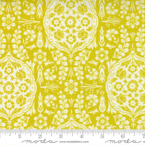 Morning Light Sprout - Damask Garden Damask - Quilt Fabric