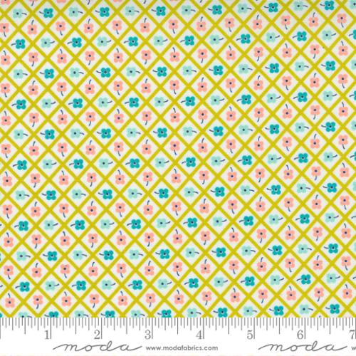 Morning Light Sprout - Chockablock Check - Quilt Fabric