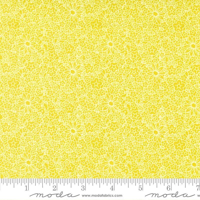 Floral Cascade Florals - Sprout - Quilt Fabric