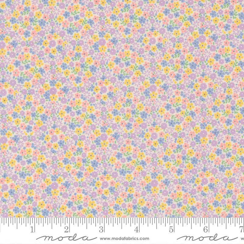 30s Playtime 2025 Flowers Pastel - Quilt Fabric