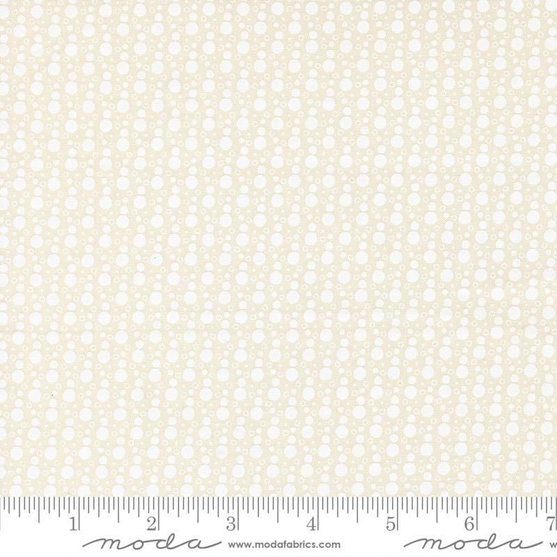 30s Playtime 2025 Bubbles Eggshell White - Quilt Fabric