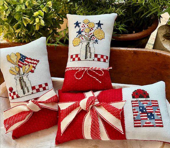 Red, White And Bloom - Cross Stitch Pattern