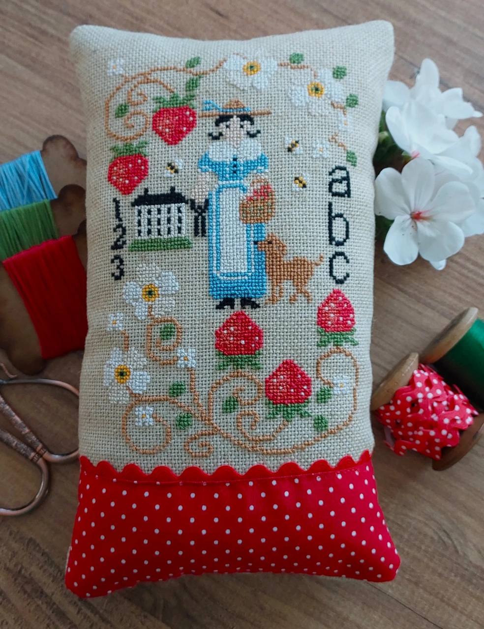 Miss Strawberry - Cross Stitch Pattern