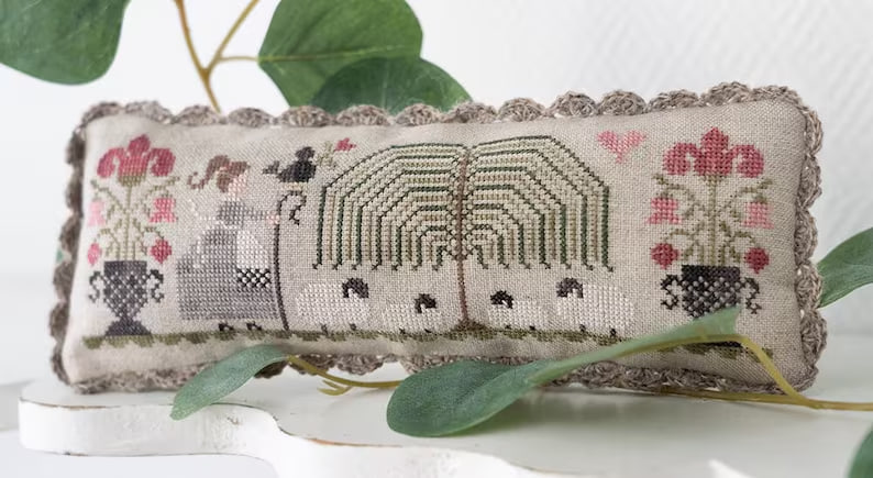 Une Bergere En Ete - Cross Stitch Pattern