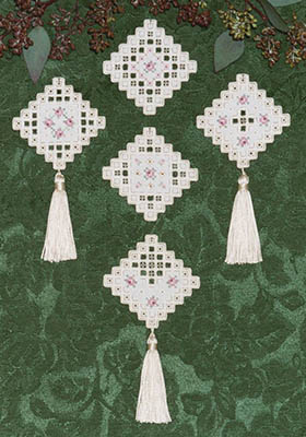 Victorian Roses - Christmas Cross Stitch Pattern