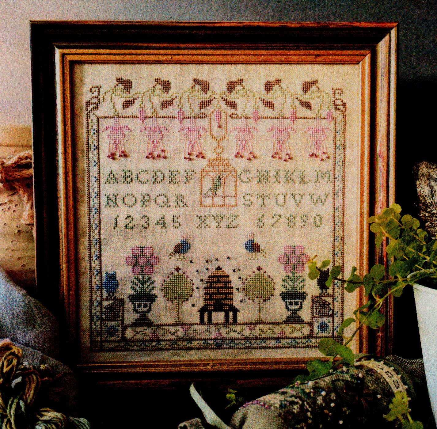 Clogwyn In Spring Sampler - Cross Stitch Pattern